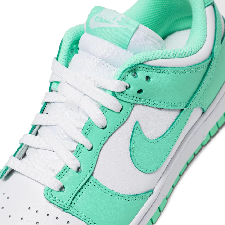 Nike Dunk Low 'Green Glow'