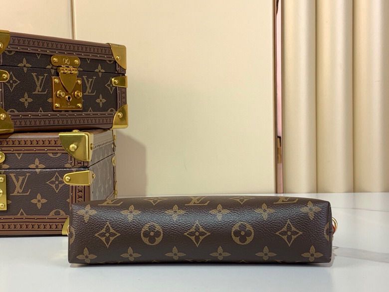 LV Chic Hand-Bag