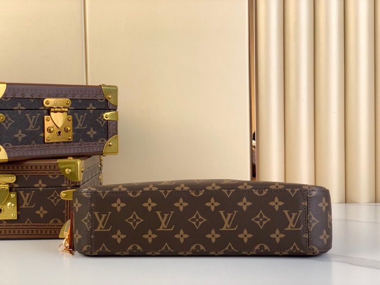 LV Girlfriend Hand-Bag