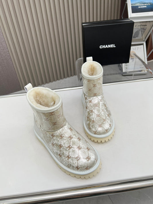 Ugg Boots Chanel Collab Creme