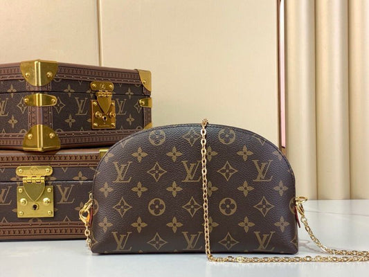 LV Chic Hand-Bag